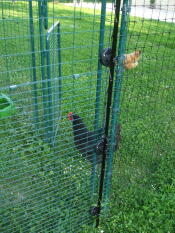 A close up of the Connection Kit for Omlet Chicken Fencing.