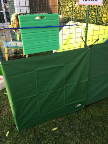 Protect your chickens from the weather with the cover!