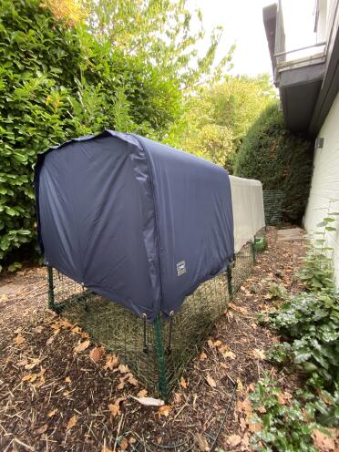 Omlet Eglu Cube Large Chicken Coop and Run with Omlet Extreme Temperature Jacket