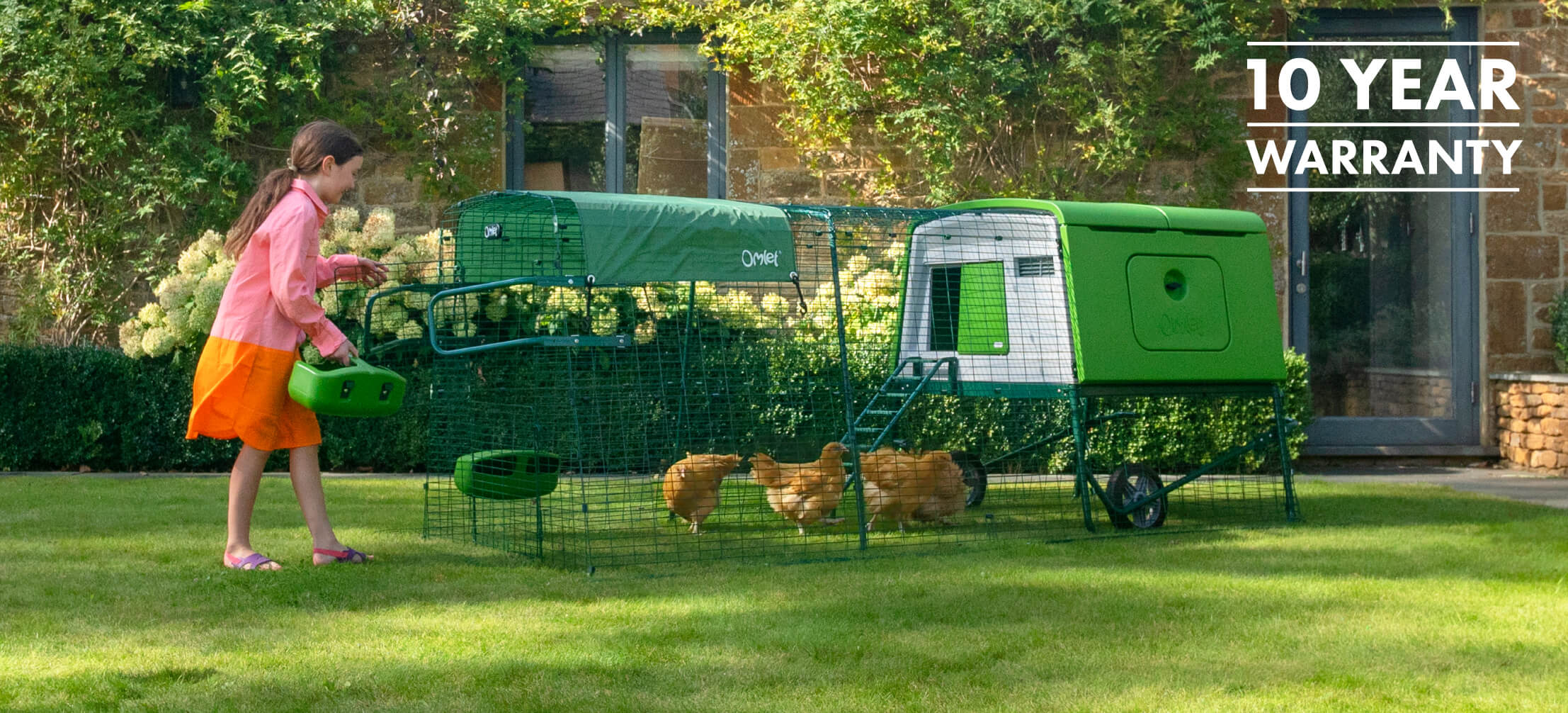 large-eglu-cube-chicken-coop-with-runs-omlet